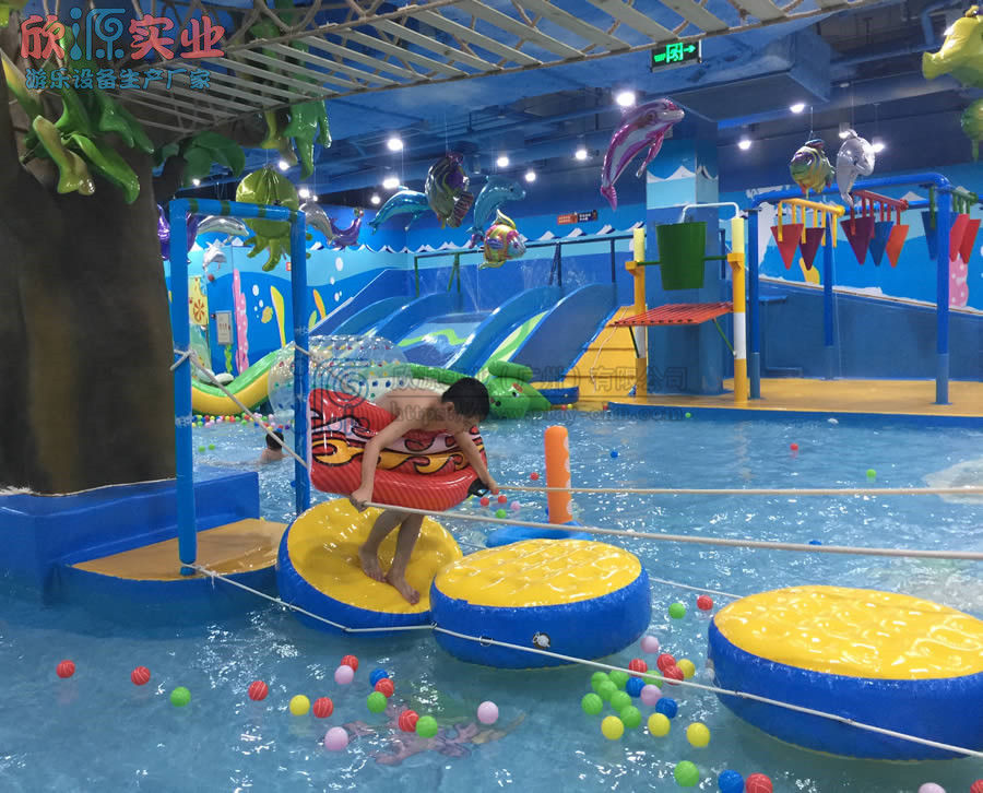 小型室內(nèi)水上樂(lè)園定制案例