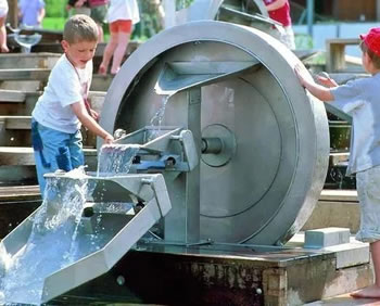 不銹鋼取水科普游樂設備