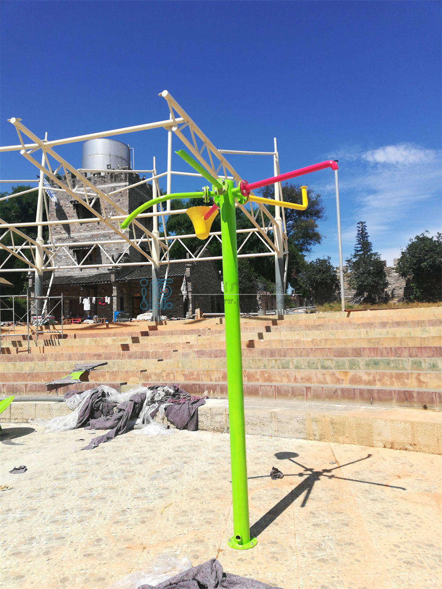 多功能倒水游樂(lè)設(shè)備