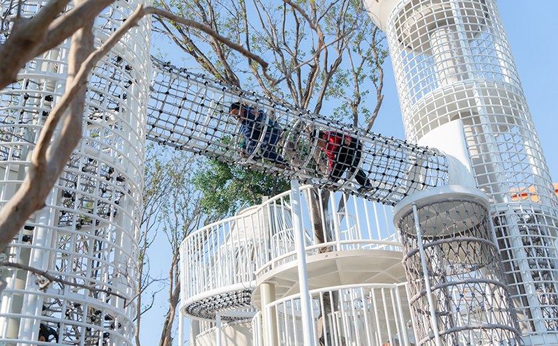 大型攀爬網設備