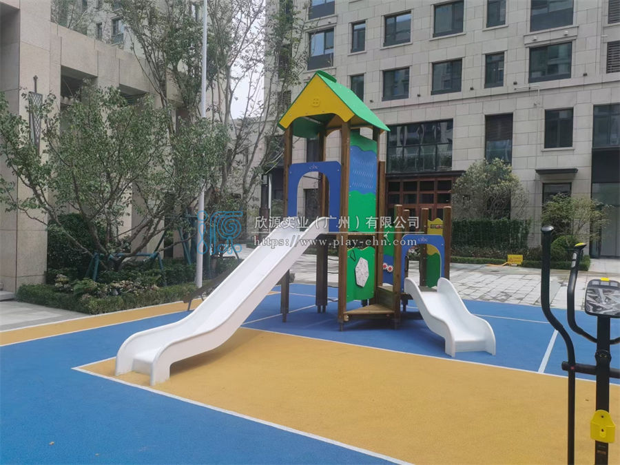 如何訂購(gòu)中型水上樂(lè)園設(shè)備?從需求到實(shí)現(xiàn)-1380