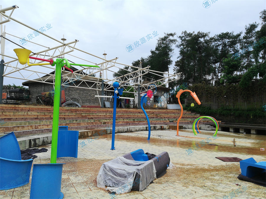 水叮當(dāng)?shù)顾畱蛩螛?lè)設(shè)備