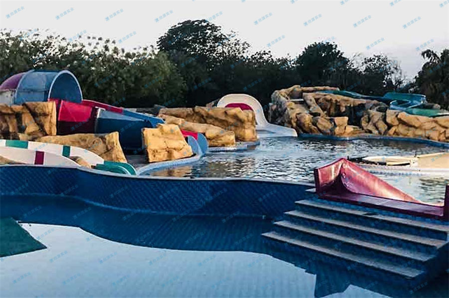 迷你響尾蛇水上滑道