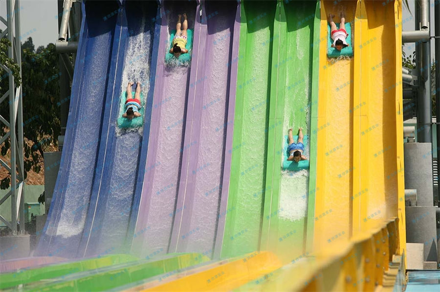 疾馳競(jìng)賽水滑道