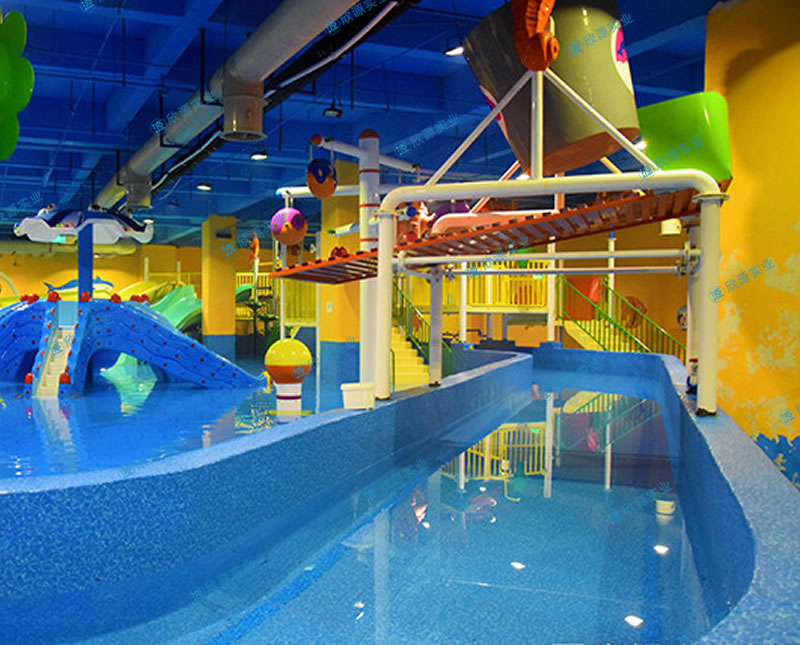 室內水上樂園環流河