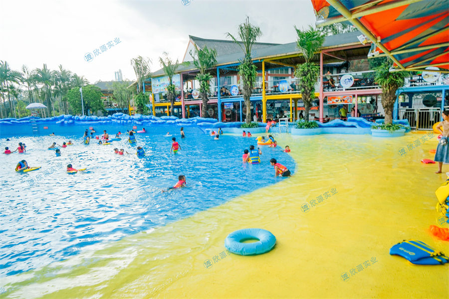 水上樂園人工造浪池