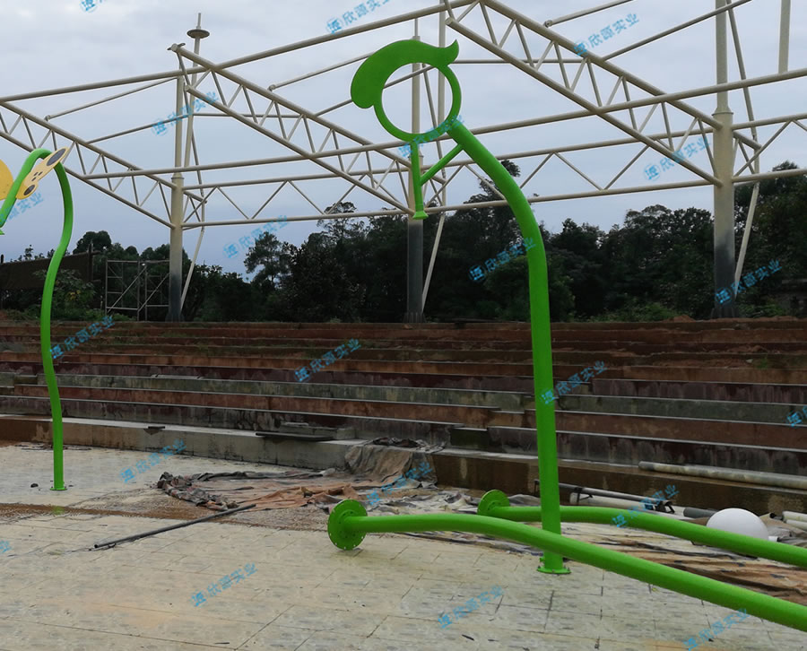 青年號戲水游樂設(shè)備