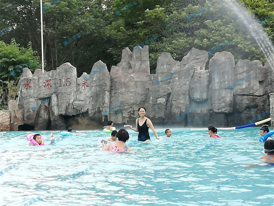 廣東韶關(guān)溫泉酒店水上樂園案例
