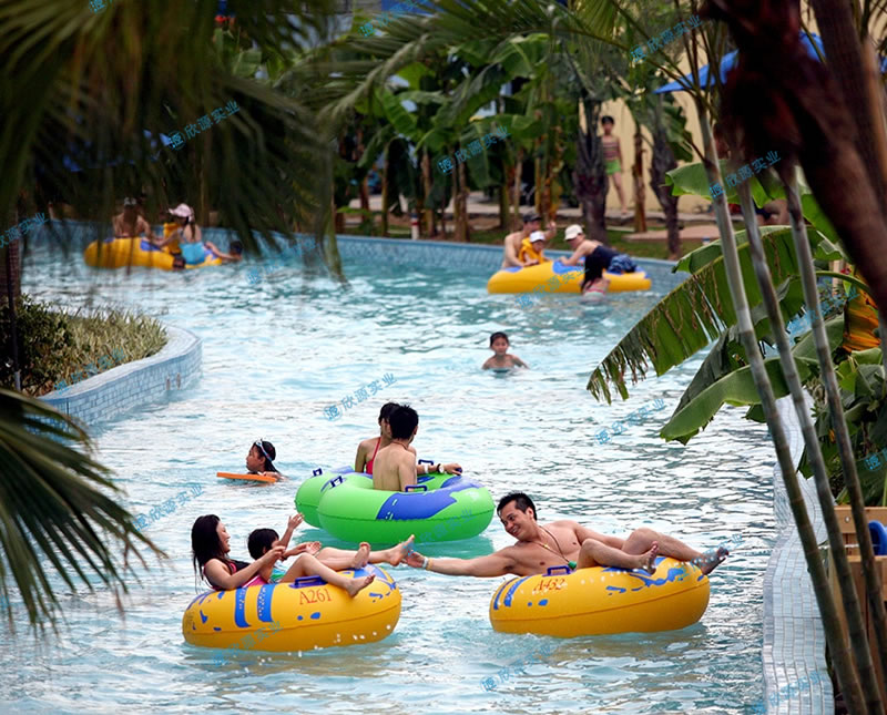 水上游樂場懶人河