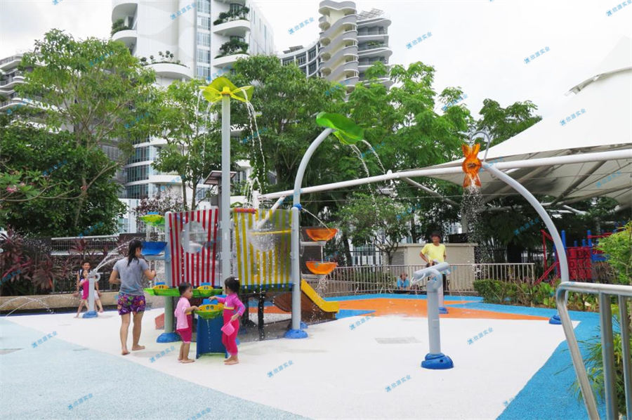 選擇水上樂園設(shè)備廠家看哪些方面？-7659