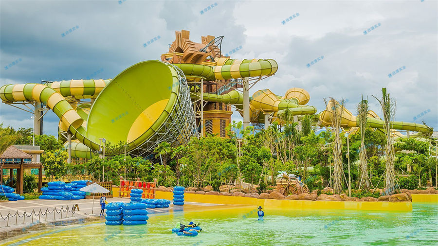 優(yōu)質(zhì)水上樂園設施-7794