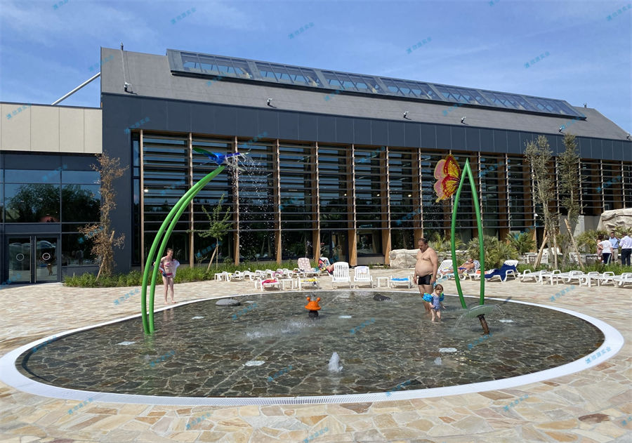 優秀的水公園要對產品進行打造-7723