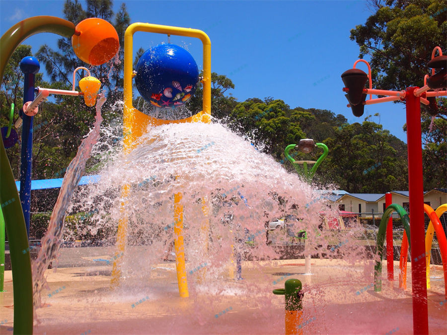 水上游樂設(shè)備行業(yè)四大要訣-7961