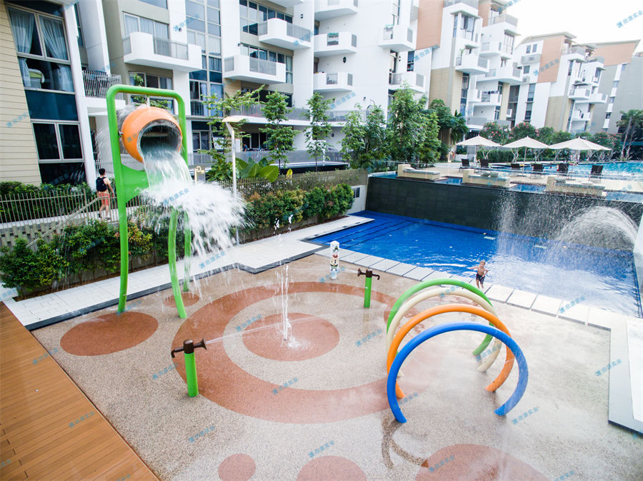 水上游樂設(shè)備要注意更新?lián)Q代-7955