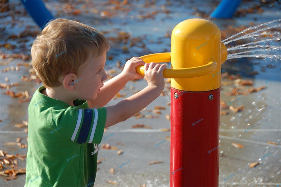 移動水上樂園的社會責任-7335