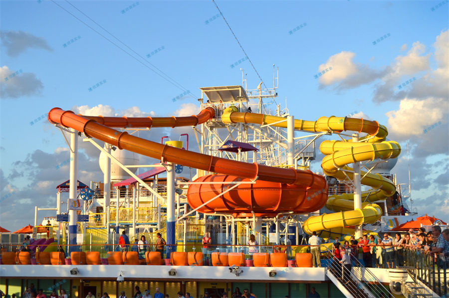 水上游樂場設備的打造，有三大要點