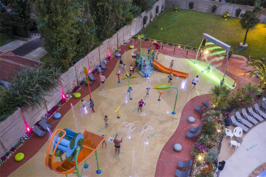 兒童戲水設(shè)施的結(jié)構(gòu)安全耐用