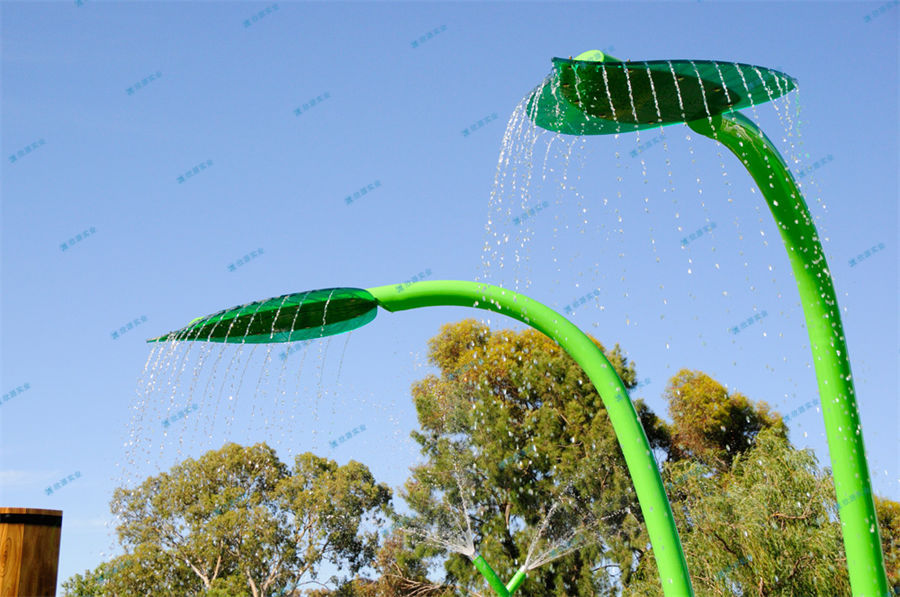 新式水上樂園設(shè)施的引進(jìn)，是游客重游的強(qiáng)有力保證。-7495