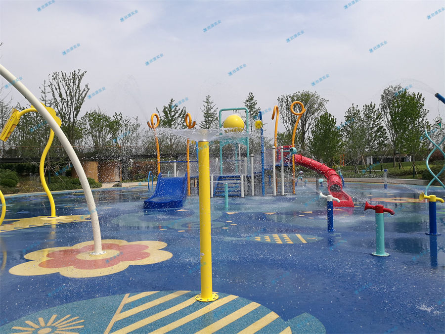 充氣水上樂園一直被模仿，但從未被超越-7850