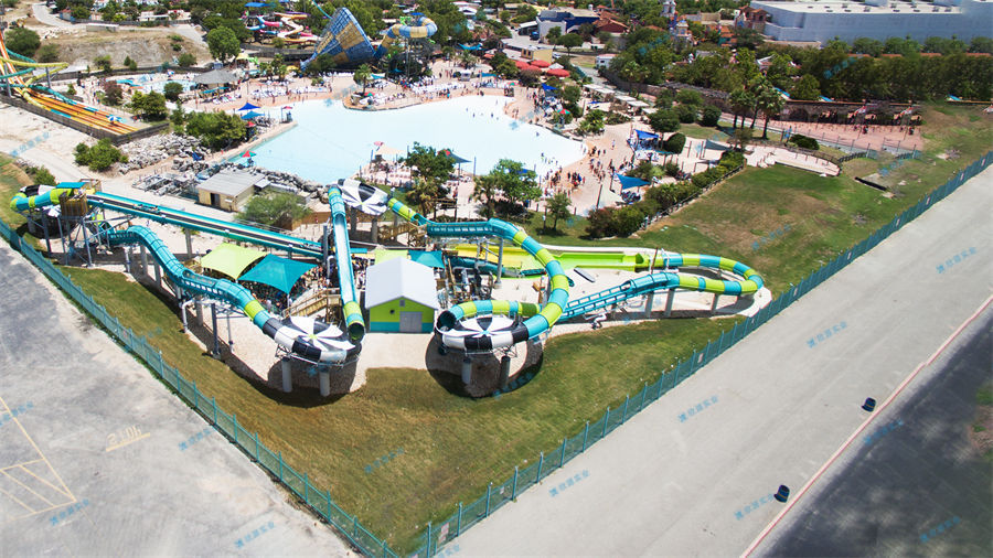 一起來(lái)移動(dòng)水上樂(lè)園暢游吧！-7841