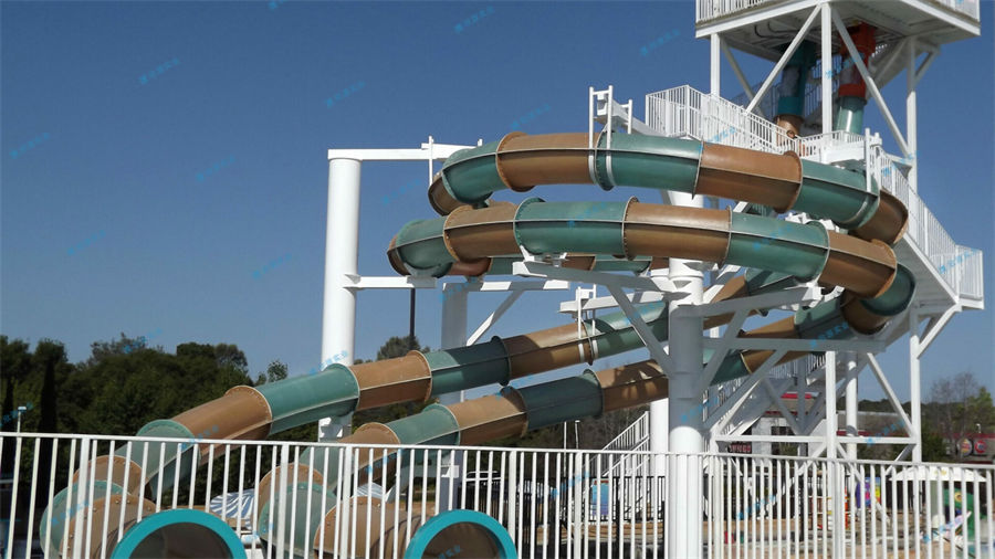 水上樂(lè)園設(shè)備廠(chǎng)家：如何打造高品質(zhì)水上樂(lè)園-7343